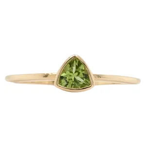 10K Yellow Trillian Peridot Bezel Set Ring