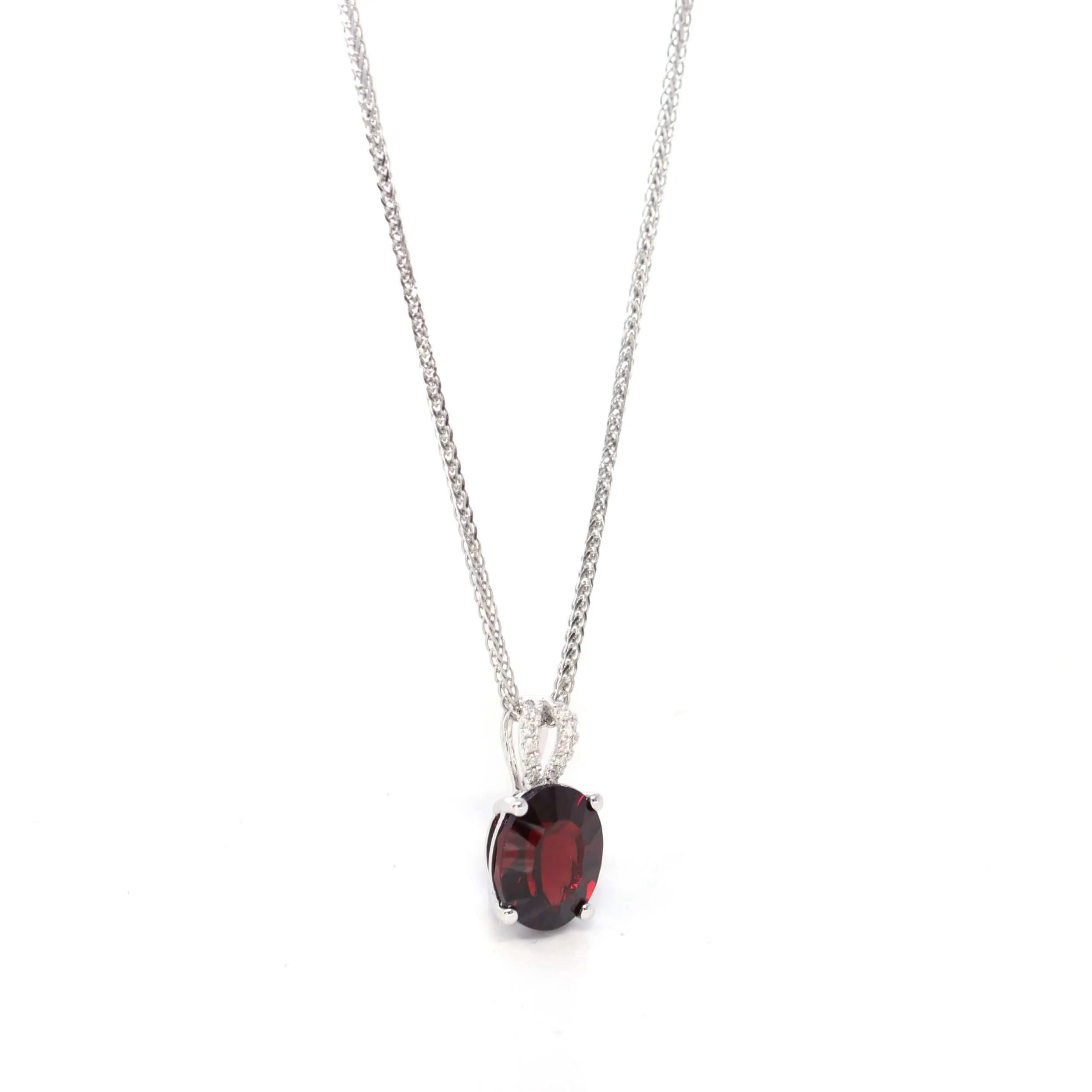 14k White Gold Natural Garnet Necklace With Diamonds