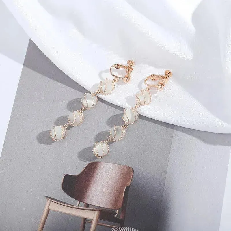 Atmospheric Zircon Earrings Long Earrings