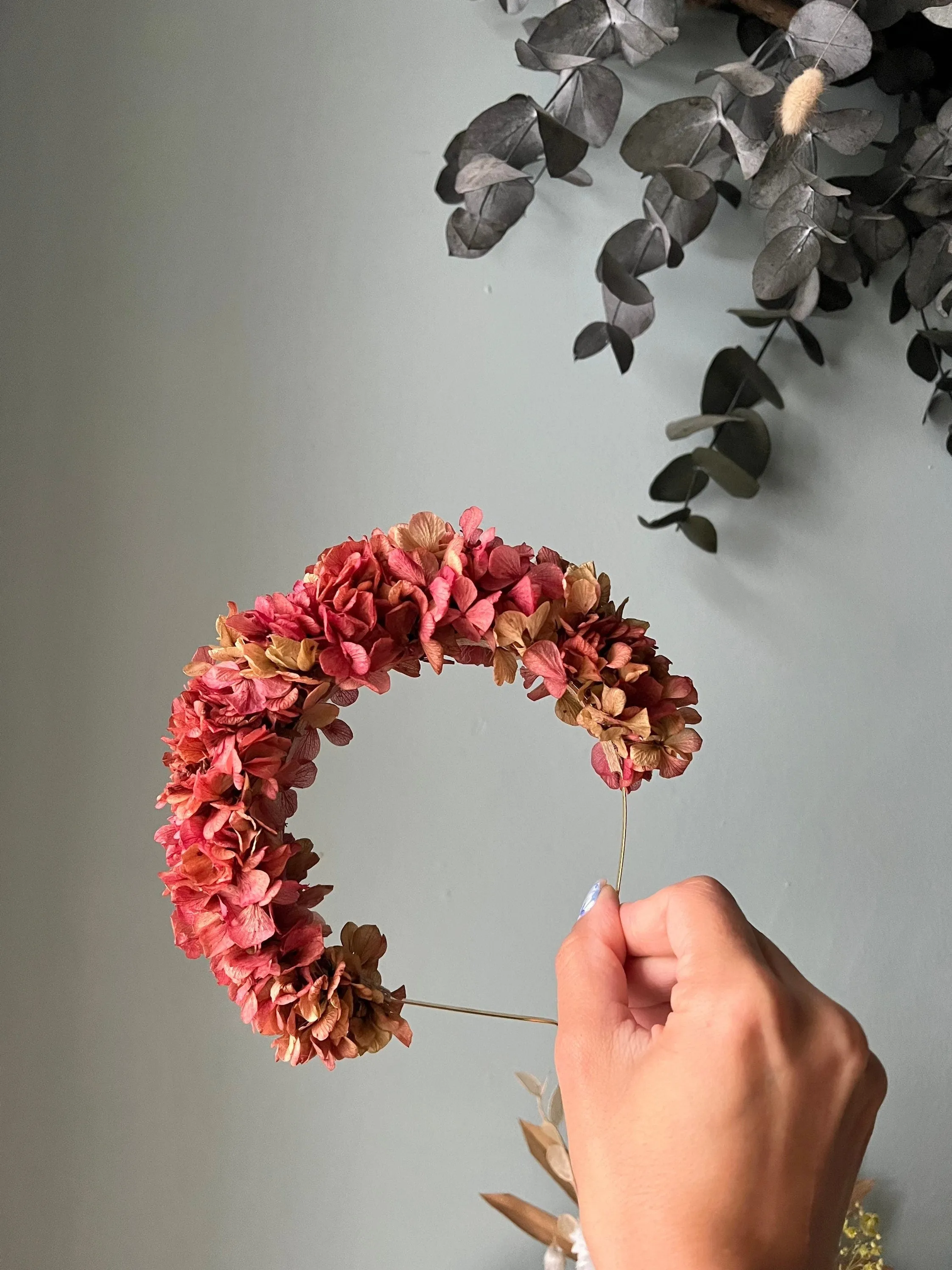 Boho Bridal Dusky Pink Flower Crown, Barn Wedding Hair Piece, Dried Flower Wreath Tiara Gold, Bridal Hair Accessories Hansmade Real Floral