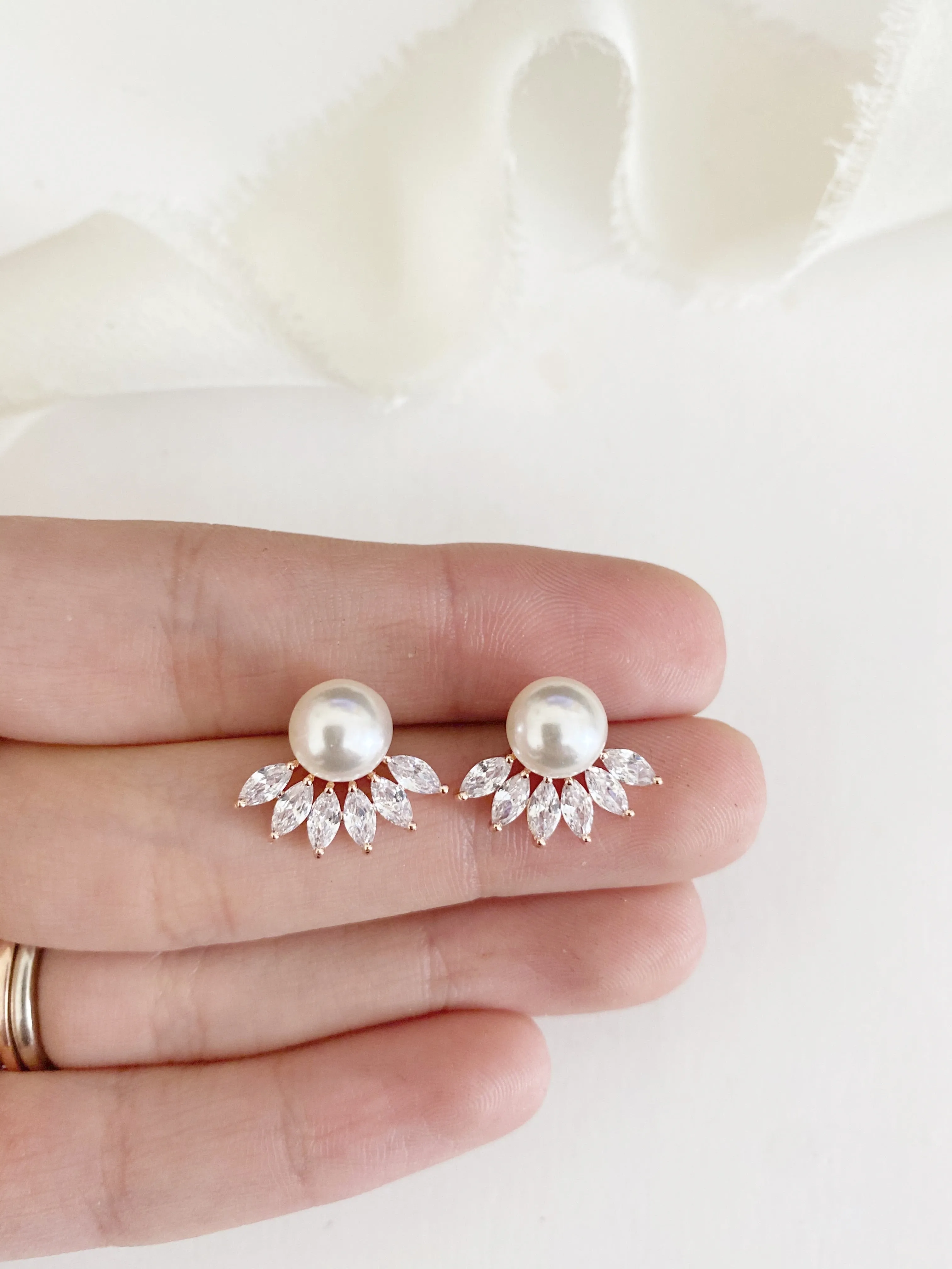 Camryn Pearl Stud Earrings