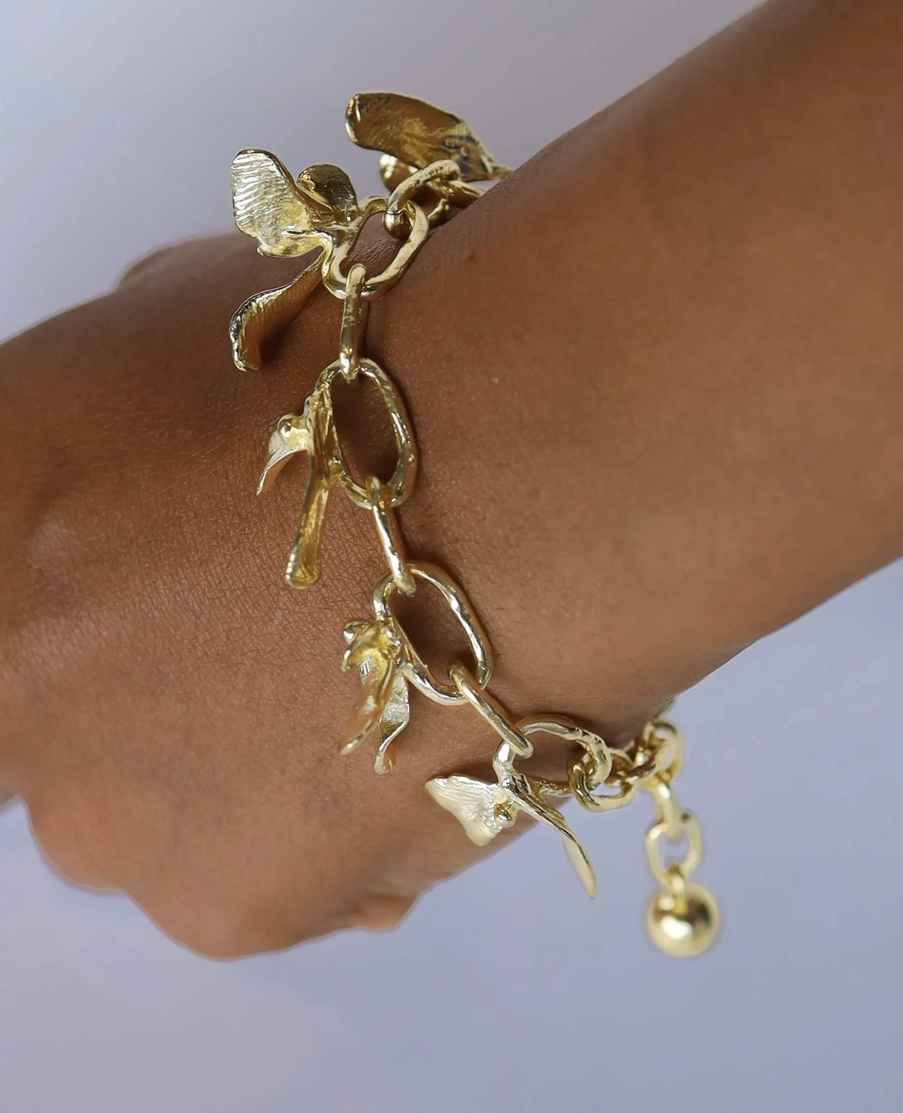 FLORALIS ARMLET // golden bracelet