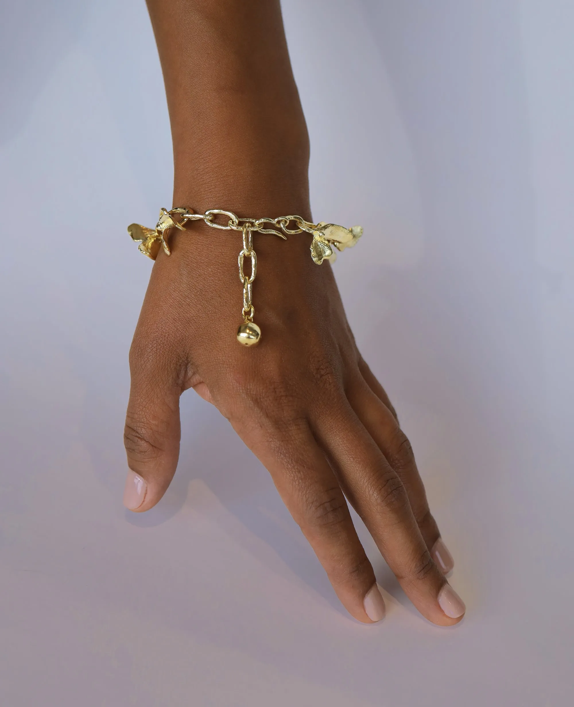 FLORALIS ARMLET // golden bracelet