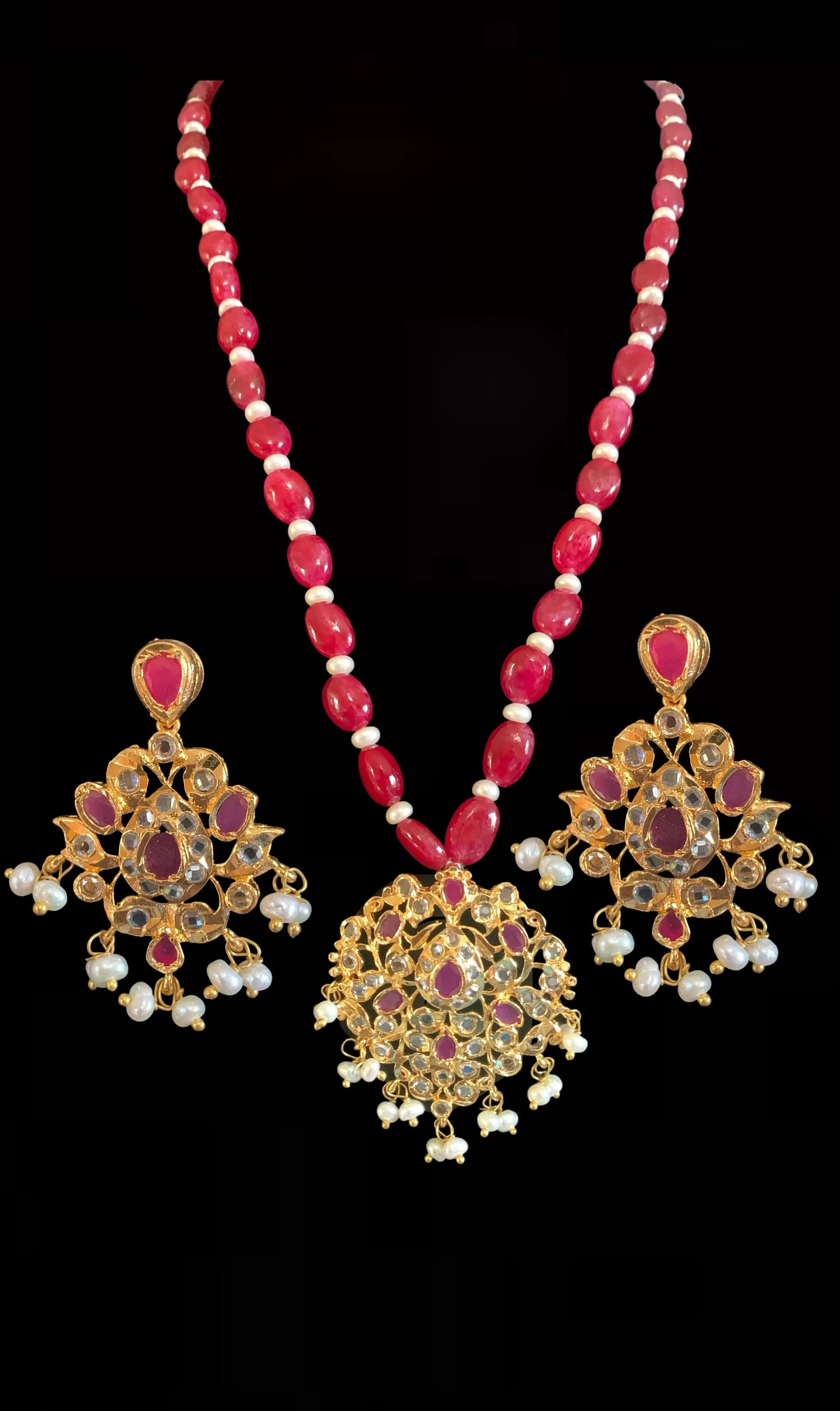 Hania hyderabadi pendant set in ruby ( READY TO SHIP )