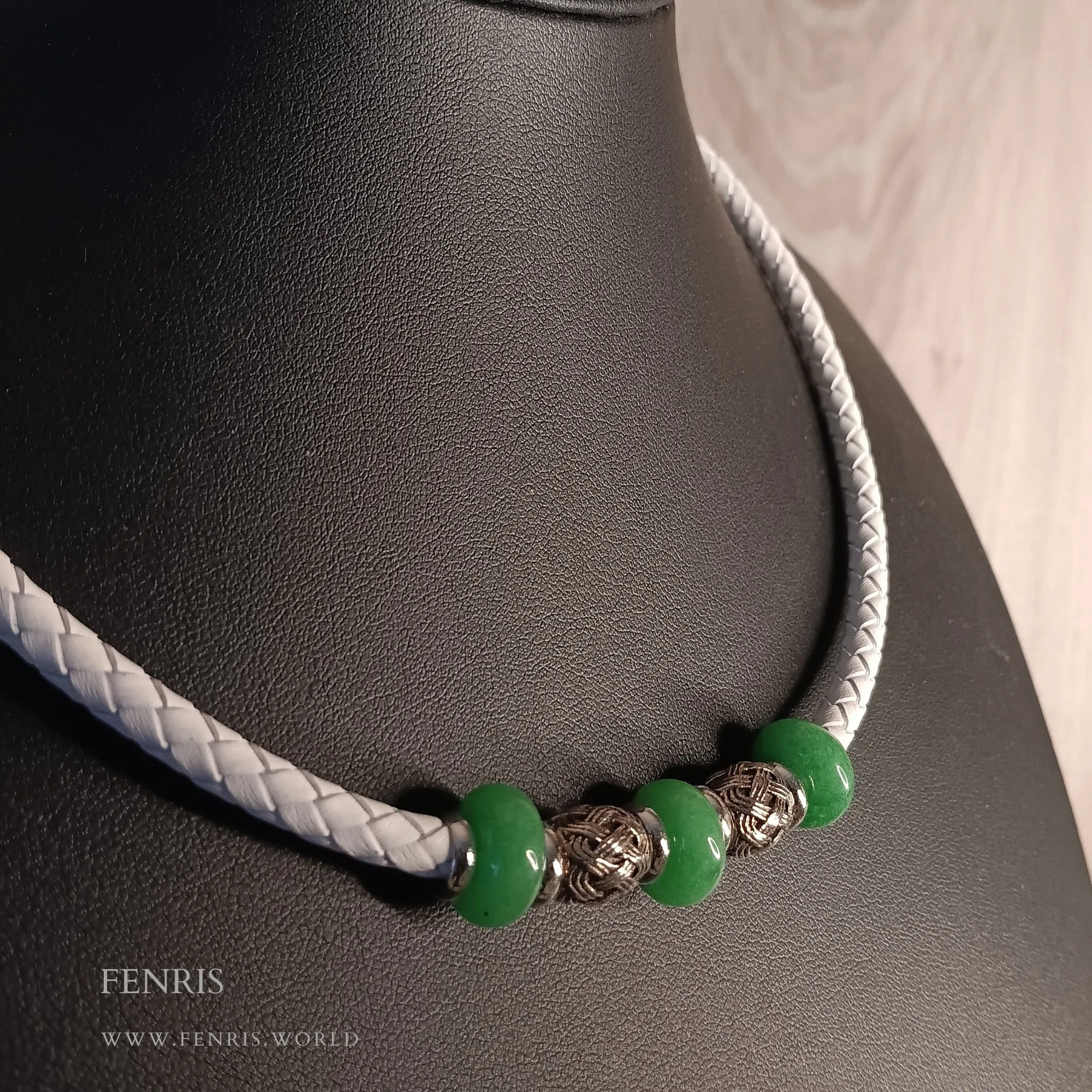 Jade Choker Necklace Silver Green White Leather