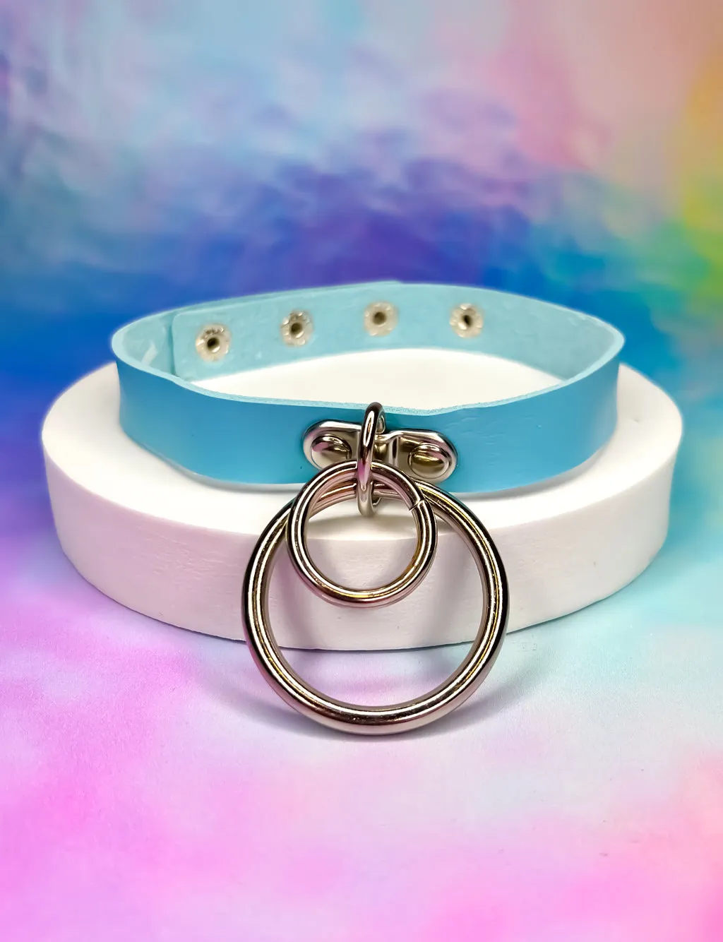 JUMP THROUGH HOOPS CHOKER - BLUE