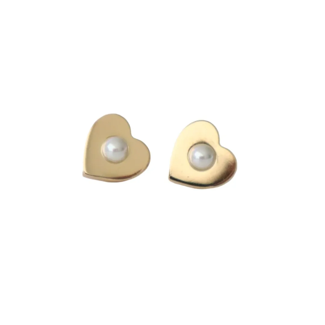 MADRE PERLA PEARL HEART STUD EARRINGS