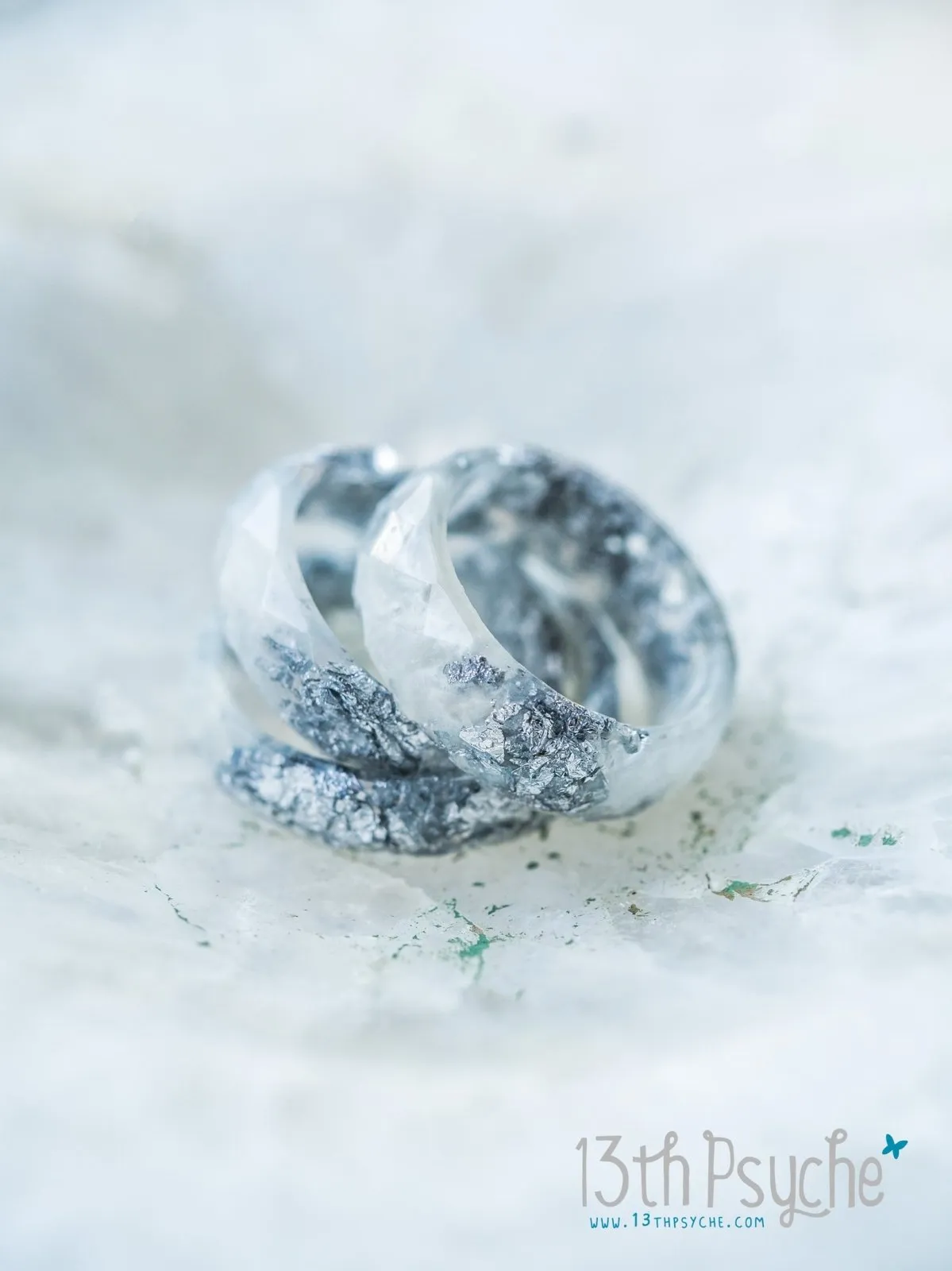 Pearl white and silver flakes faceted resin ring