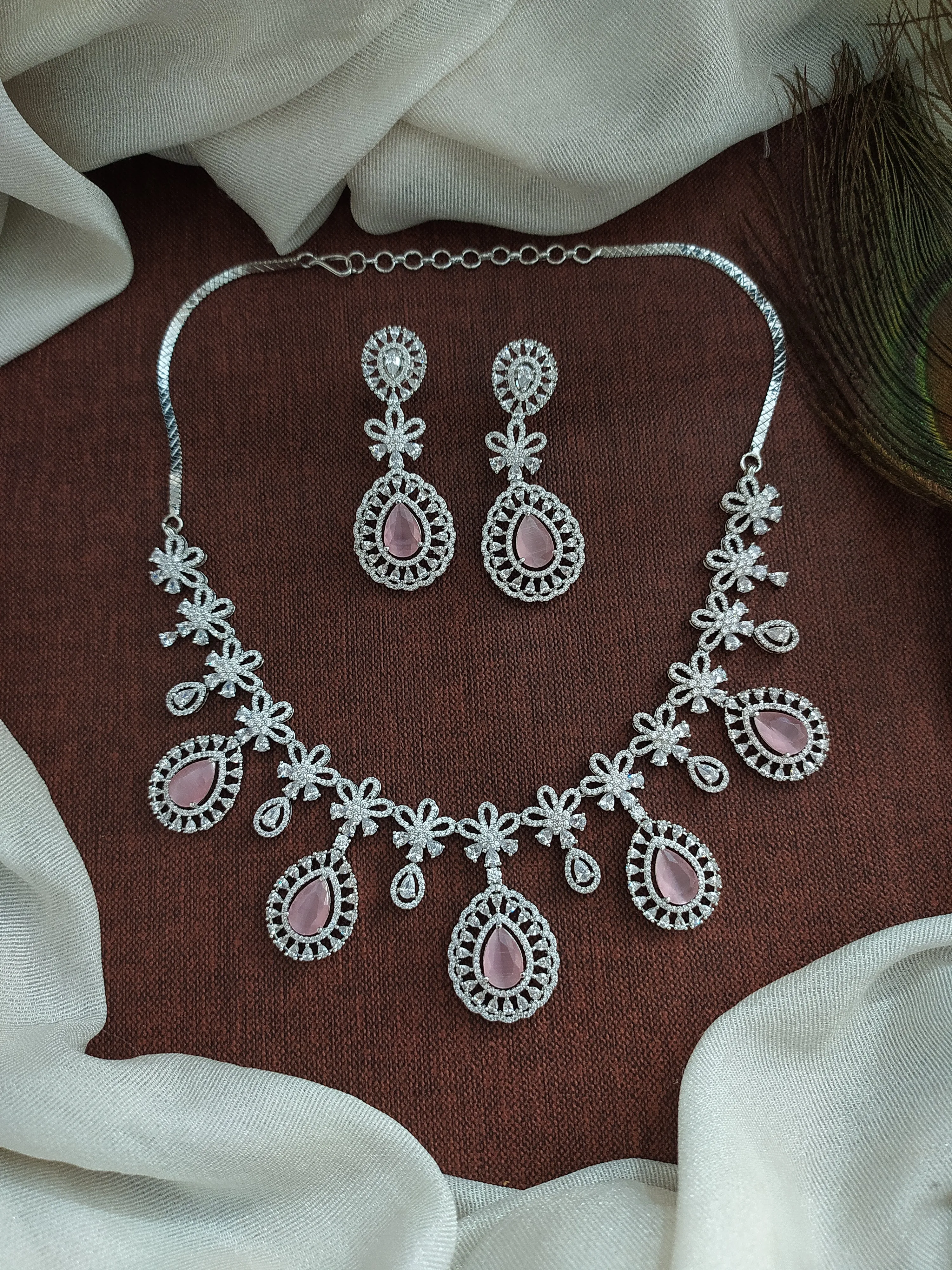 Rhodium-Plated Amazing Zircon Necklace Set