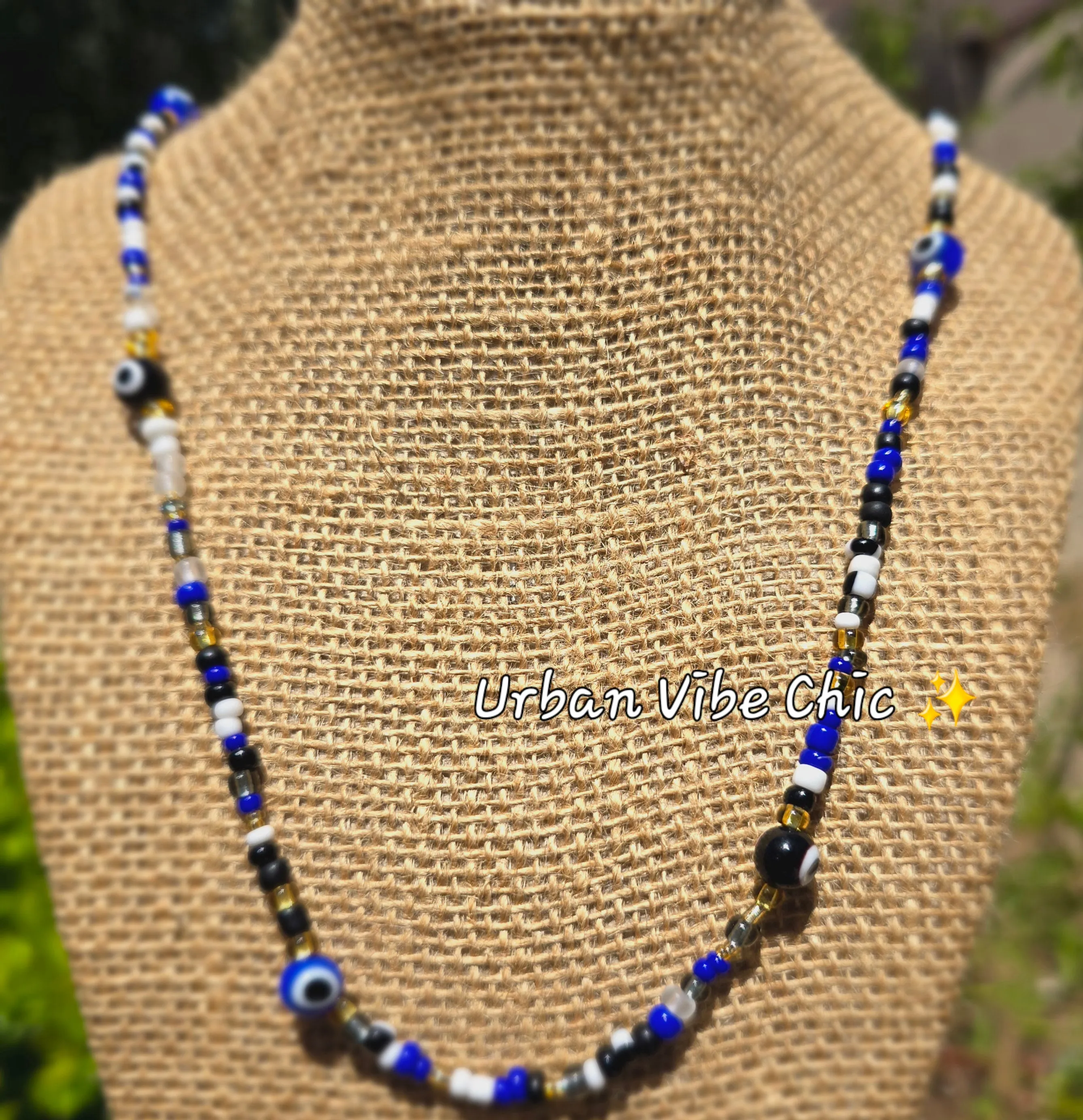 Royal Goddess Daisy Beaded Necklace |Flower Bead Bead Necklace | Urban Vibe Chic | Seed Bead Jewelry