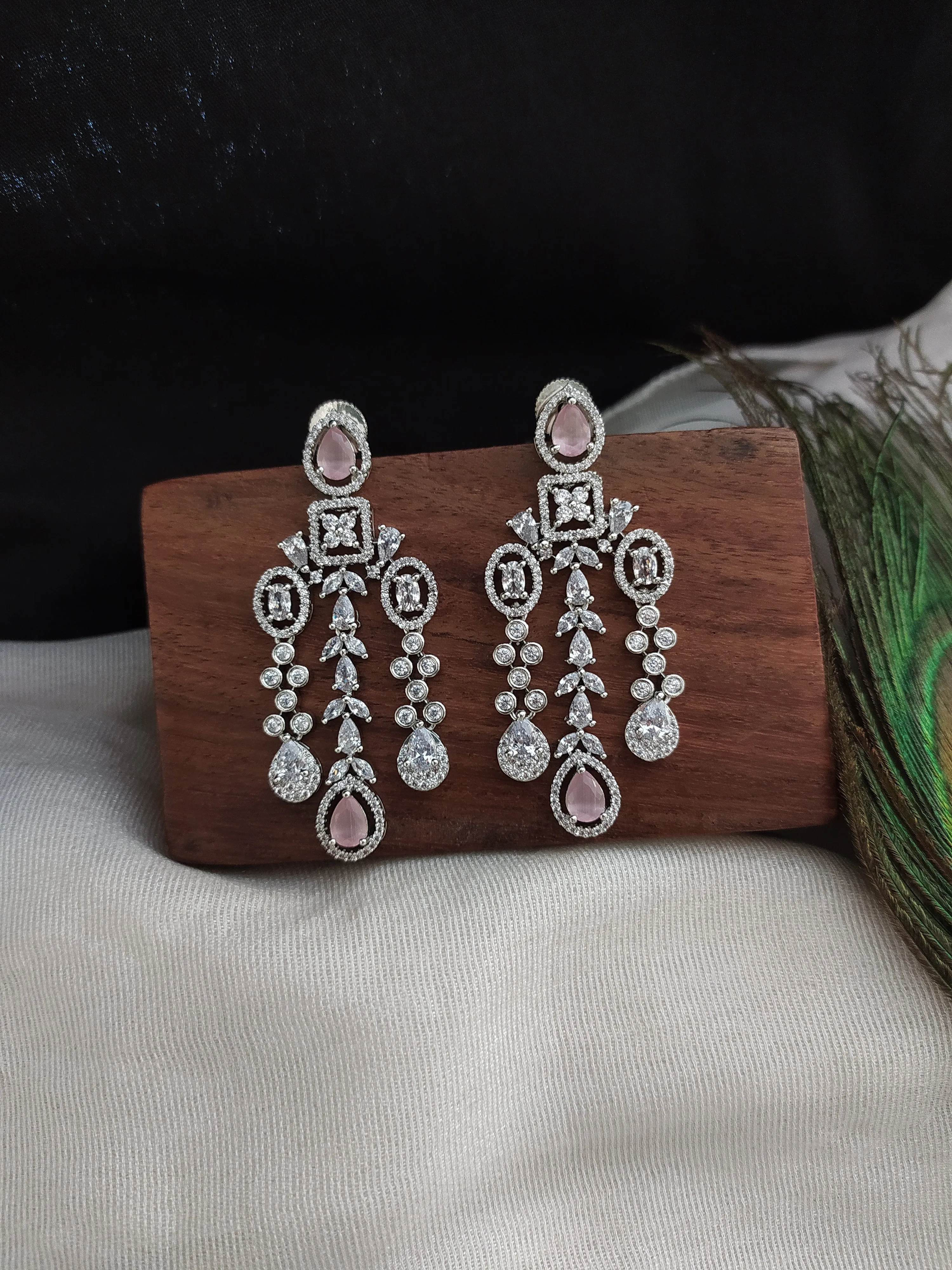 Silver-plated Zircon Necklace Set