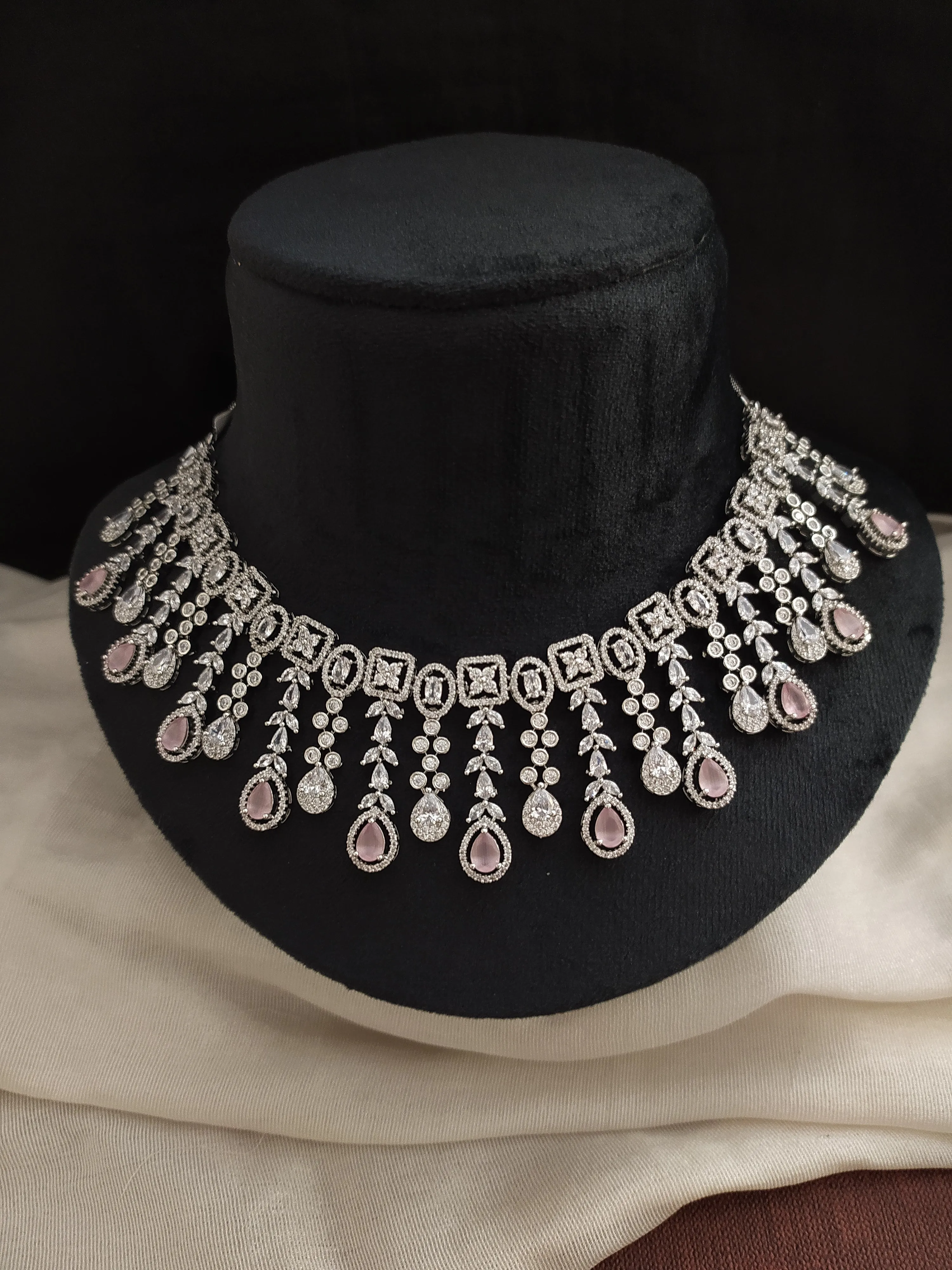 Silver-plated Zircon Necklace Set