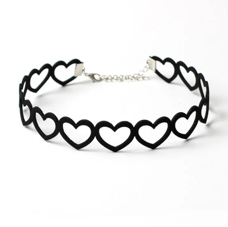 Velvet Heart Choker