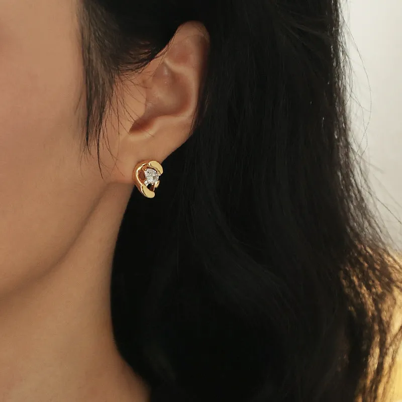 Zircon Irregular Stud Earring